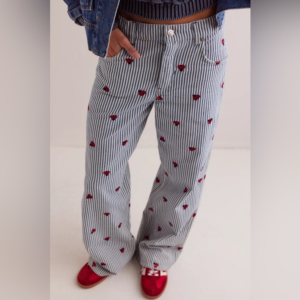 NWT We The Free By Free People Bugged Out Straight-Leg Jeans Lady Luck Size 26 - Picture 2 of 4
